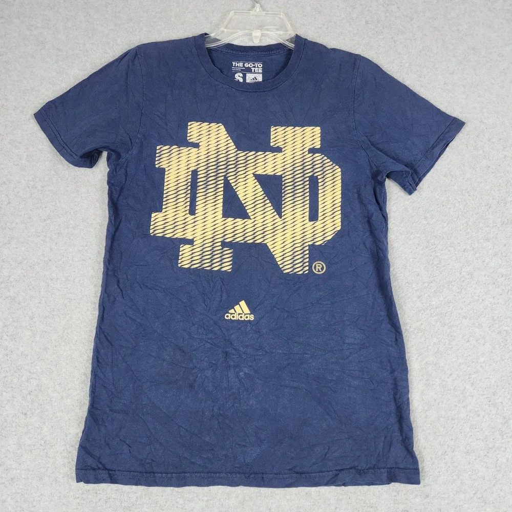 Notre Dame Fighting Irish Go-To Tee Shirt Mens S Navy Blue Adidas NCAA Football